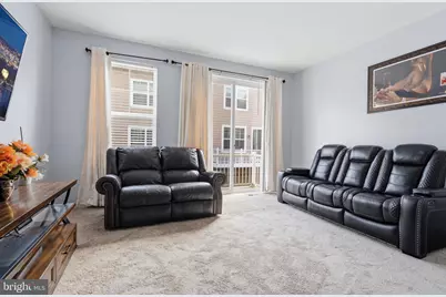 663 Anacostia Avenue NE, Washington, DC 20019 - Photo 3