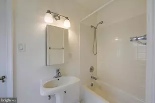 3677 Upton St NW, Washington, DC 20008 - Photo 47