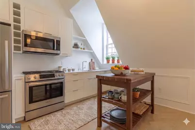 2007 Wyoming Avenue NW #14, Washington, DC 20009 - Photo 5