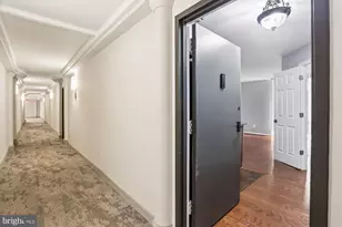 950 25th St NW, Washington, DC 20037 - Photo 3