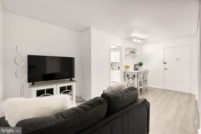 2401 H Street NW #209, Washington, DC 20037 - Photo 7