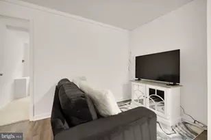 2401 H St NW, Washington, DC 20037 - Photo 13