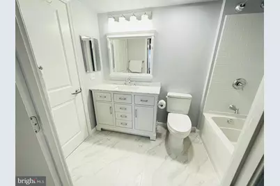915 E Street NW #1002, Washington, DC 20004 - Photo 9