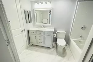 915 E St NW, Washington, DC 20004 - Photo 9