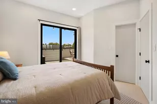2001 I St NE, Washington, DC 20002 - Photo 21