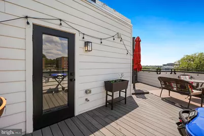 2001 I Street NE #10, Washington, DC 20002 - Photo 25