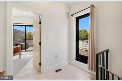 2001 I Street NE #10, Washington, DC 20002 - Photo 19