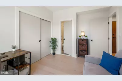 2001 I Street NE #10, Washington, DC 20002 - Photo 17
