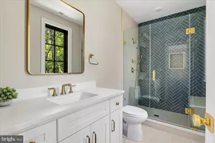 2733 Chesapeake St NW, Washington, DC 20008 - Photo 39