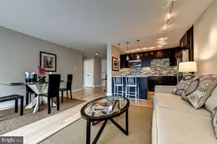 2141 P St NW, Washington, DC 20037 - Photo 17