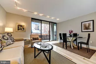 2141 P St NW, Washington, DC 20037 - Photo 15