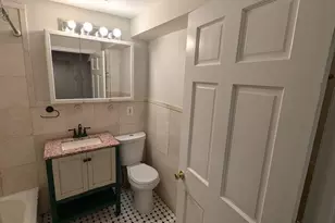 1004 Irving St NW, Washington, DC 20010 - Photo 13