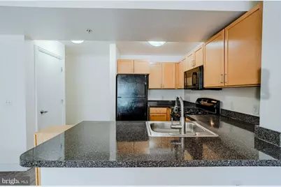 800 4th Street SW #S501, Washington, DC 20024 - Photo 3