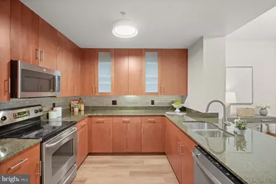 910 M Street NW #304, Washington, DC 20001 - Photo 5