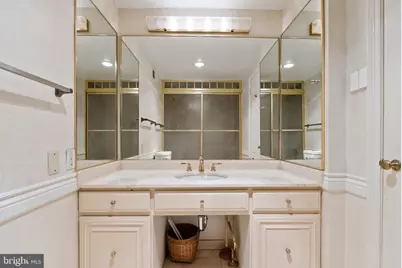 700 New Hampshire Avenue NW #912, Washington, DC 20037 - Photo 15