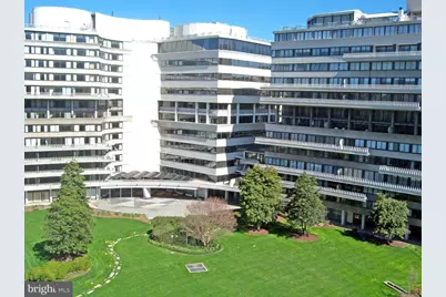700 New Hampshire Avenue NW #912, Washington, DC 20037 - Photo 3