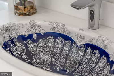 1706 Surrey Lane NW, Washington, DC 20007 - Photo 23