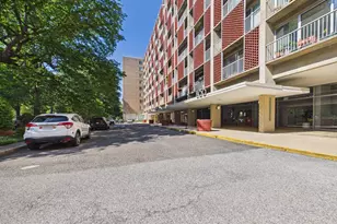 800 4th St SW, Washington, DC 20024 - Photo 41