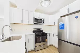 800 4th St SW, Washington, DC 20024 - Photo 35
