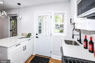 334 Nicholson St NE, Washington, DC 20011 - Photo 7