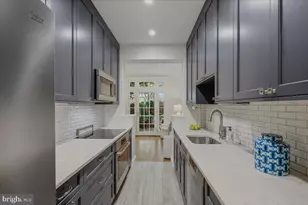 2732 Woodley Pl NW, Washington, DC 20008 - Photo 19