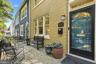 2732 Woodley Pl NW, Washington, DC 20008 - Photo 3