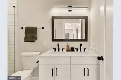 2610 41st Street NW #1, Washington, DC 20007 - Photo 11