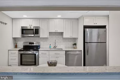 1341 East Capitol Street SE #108, Washington, DC 20003 - Photo 7