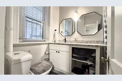 1954 Columbia Road NW #105, Washington, DC 20009 - Photo 11