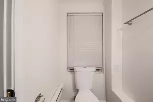 104 15th St SE, Washington, DC 20003 - Photo 17