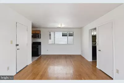 1700 Irving Street NW, Washington, DC 20010 - Photo 9