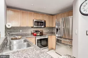 777 7th St NW, Washington, DC 20001 - Photo 9