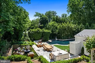 2501 49th St NW, Washington, DC 20007 - Photo 41