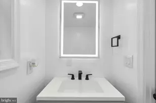 4228 Foote St NE, Washington, DC 20019 - Photo 9