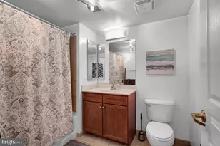 616 E St NW, Washington, DC 20004 - Photo 17