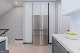 1332 G St SE, Washington, DC 20003 - Photo 15