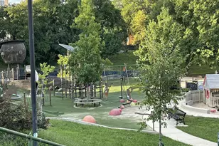 4000 Tunlaw Rd NW, Washington, DC 20007 - Photo 25
