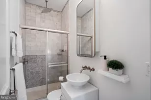 815 T St NW, Washington, DC 20001 - Photo 35