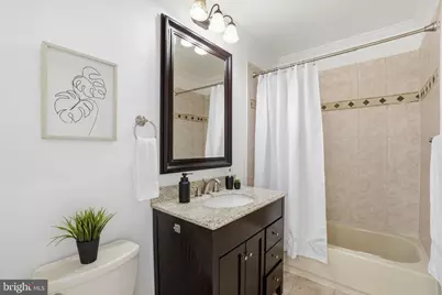 2022 C Street NE, Washington, DC 20002 - Photo 21