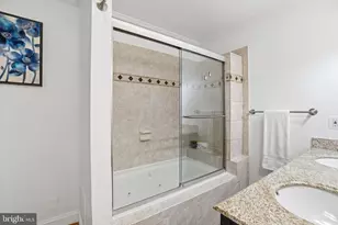 2022 C St NE, Washington, DC 20002 - Photo 17