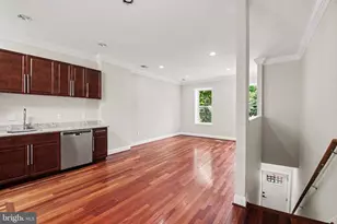 219 P St NW, Washington, DC 20001 - Photo 3