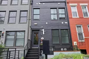 256 15th St SE, Washington, DC 20003 - Photo 1