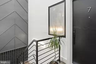 256 15th St SE, Washington, DC 20003 - Photo 5
