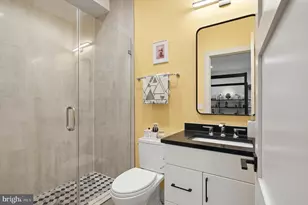 256 15th St SE, Washington, DC 20003 - Photo 27