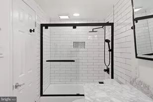 1200 East Capitol St NE, Washington, DC 20002 - Photo 27