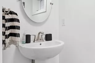 710 Van Buren St NW, Washington, DC 20012 - Photo 27