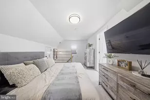 710 Van Buren St NW, Washington, DC 20012 - Photo 15