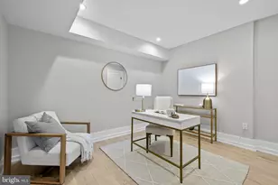 927 N St NW, Washington, DC 20001 - Photo 27