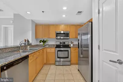 777 7th Street NW #924, Washington, DC 20001 - Photo 3