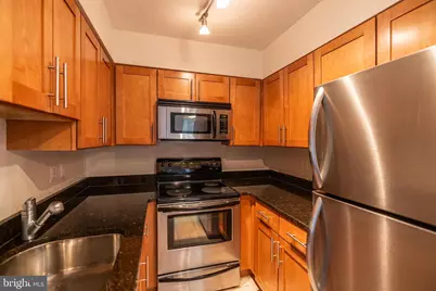 3401 38th Street NW #316, Washington, DC 20016 - Photo 9